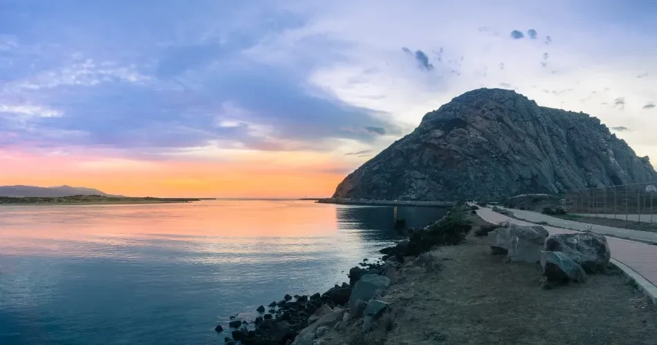 Morro Bay Travel Guide: Top Attractions, Beaches & Local Favorites