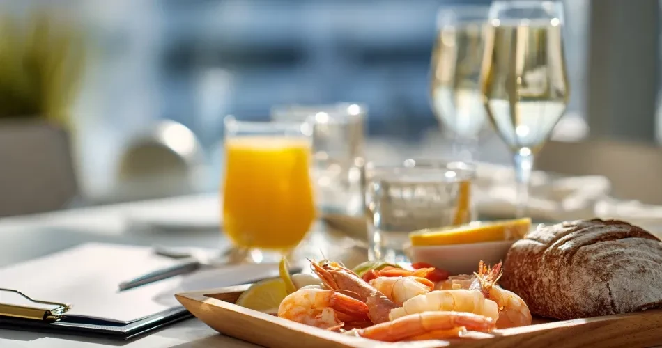 Morro Bay Travel Guide: Top Attractions, Beaches & Local Favorites