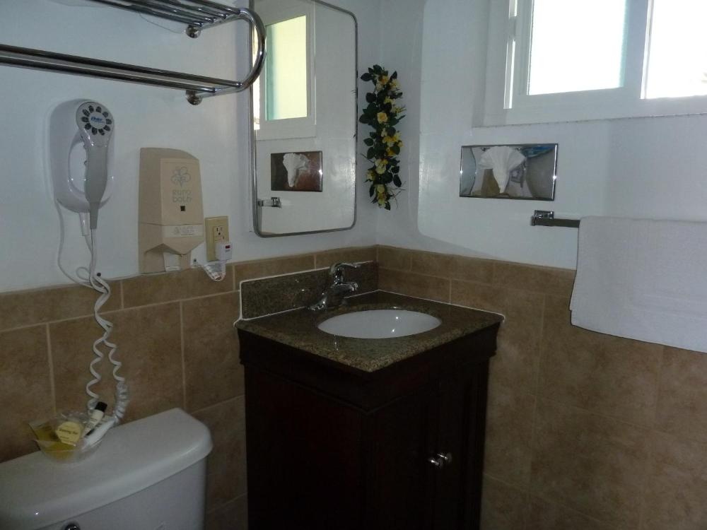 Sundown Inn of Morro Bay